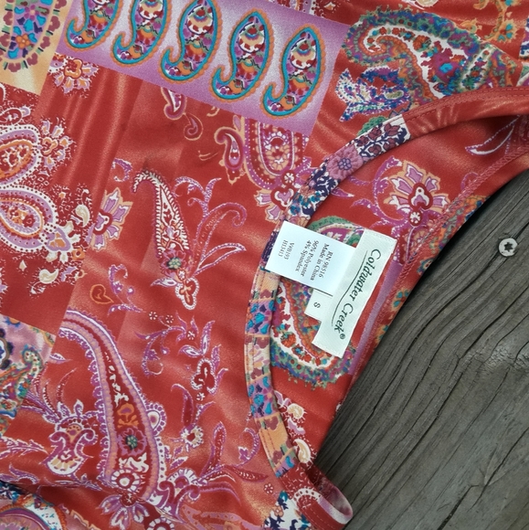 Long Sleeved Shirt Paisley Print Crew Neck Tshirt - Picture 6 of 13